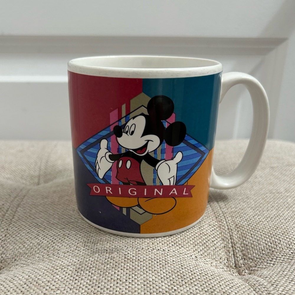 Vintage Original Disney Mickey Mouse White Coffee Mug New York 1998